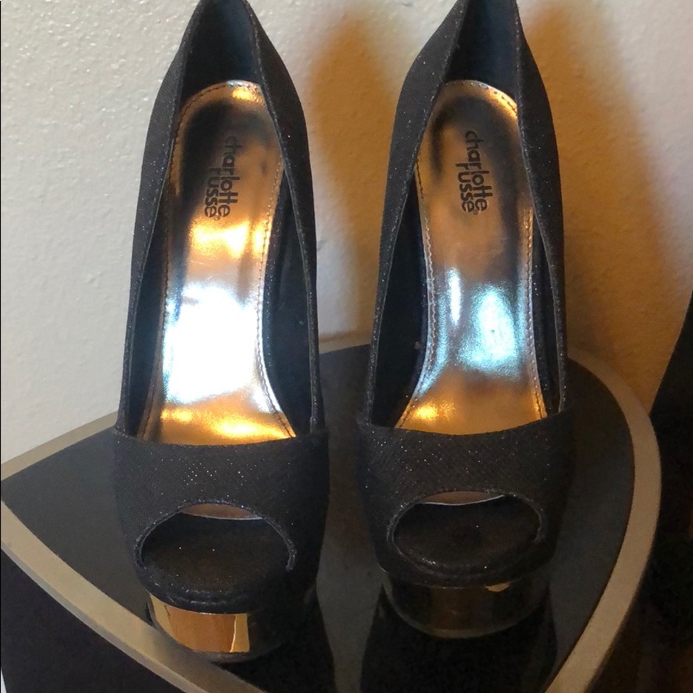 Sparkly Pumps - Picture 2 of 3
